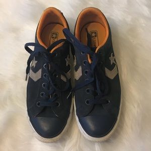 Converse sneakers (unisex)